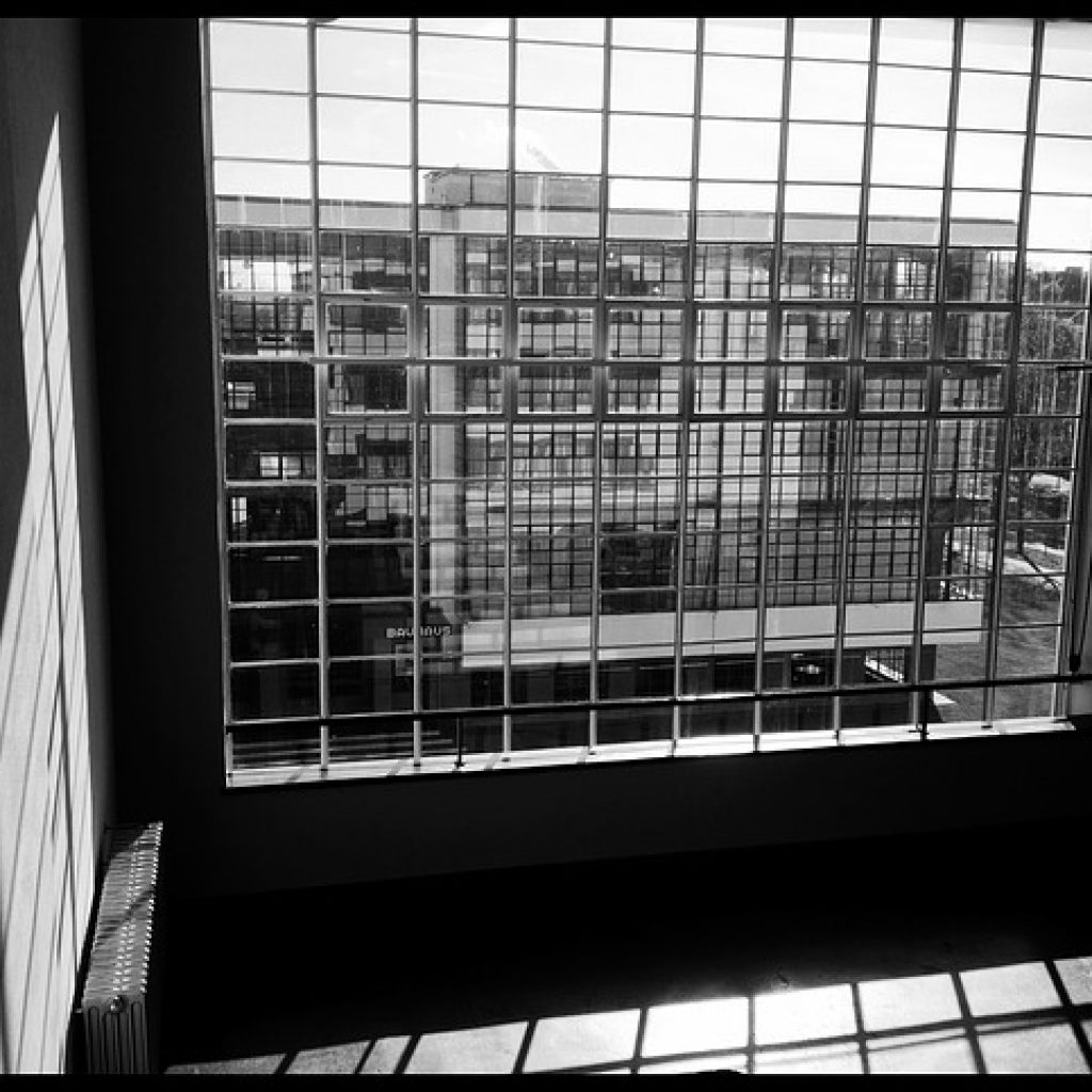 La vue d'un loft new-yorkais décoration style industriel